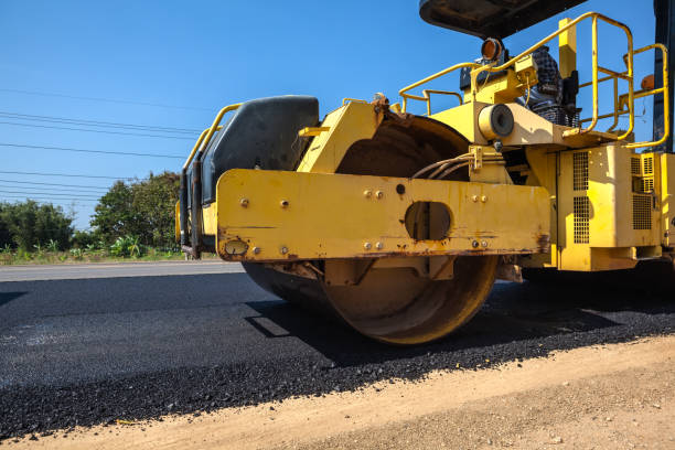 Best Driveway Paving Contractor  in Linda, CA